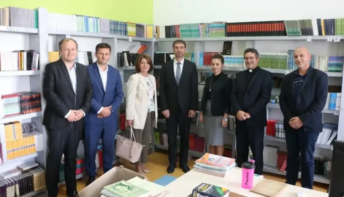 SLUŽBENI POSJET PREDSJEDNIKA FEDERACIJE I PREDSTAVNIKA VLADE KANTONA SREDIŠNJA BOSNA NAŠEM CENTRU