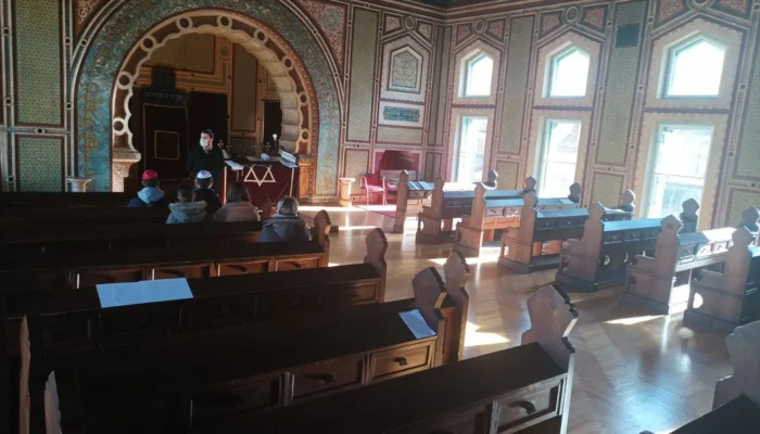 UČENICI RELIGIJSKE SEKCIJE GIMNAZIJE KATOLIČKOG ŠKOLSKOG CENTRA „PETAR BARBARIĆ“ TRAVNIK POSJETILI MISIJSKU SREDIŠNJICU U SARAJEVU