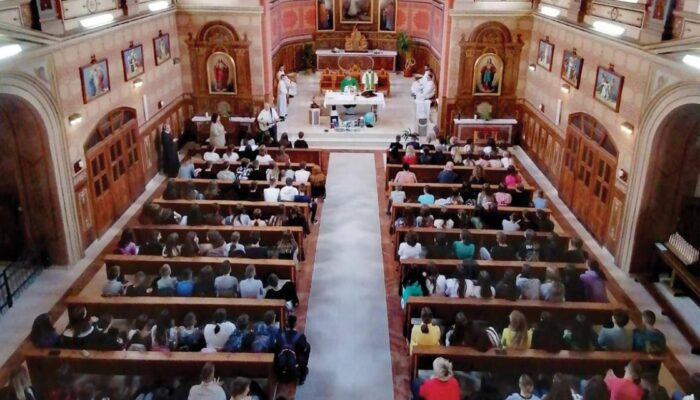 Misa zaziva Duha Svetoga za učenike i djelatnike Katoličkog školskog centra „Petar Barbarić“ Travnik