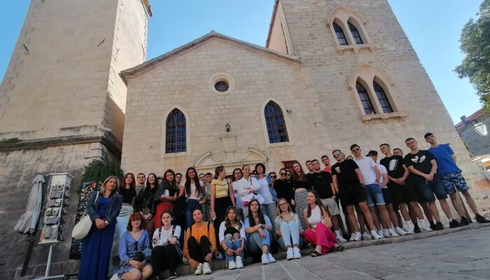 STUDIJSKO PUTOVANJE UČENIKA ČETVRTIH RAZREDA GIMNAZIJE KATOLIČKOG ŠKOLSKOG CENTRA ,,PETAR BARBARIĆ" TRAVNIK