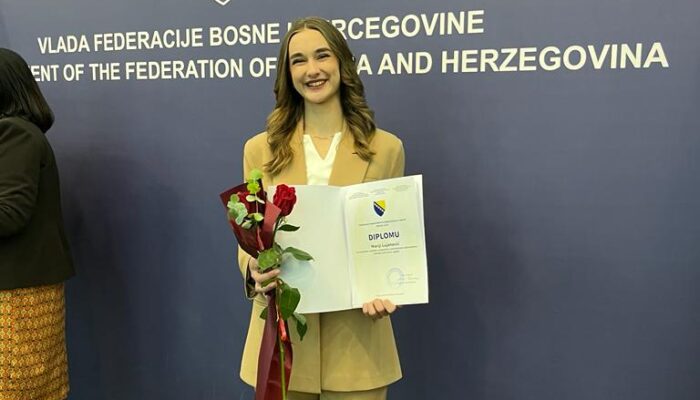 Katolički školski centar “Petar Barbarić” Travnik i učenica Marija Lujanović dobitnici priznanja Federalnog ministarstva obrazovanja i nauke
