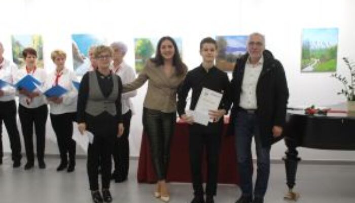 DARIAN PAŠIĆ OSVOJIO DRUGO MJESTO NA LITERARNOM NATJECANJU U KISELJAKU