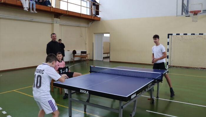 Školski turnir u stolnom tenisu