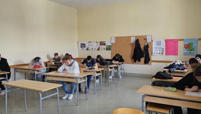 ŠKOLSKO NATJECANJE IZ ENGLESKOG JEZIKA