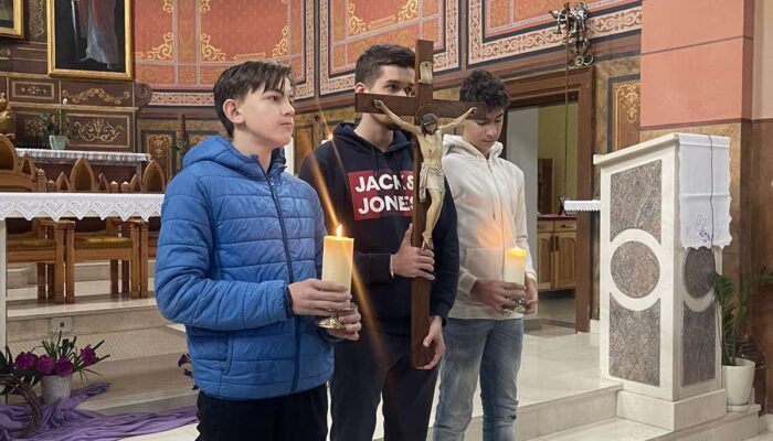 KRIŽNI PUT ZA UČENIKE I DJELATNIKE KATOLIČKOG ŠKOLSKOG CENTRA „Petar Barbarić“