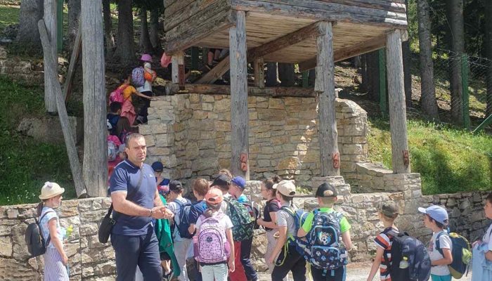 IZVANUČIONIČKA NASTAVA UČENIKA DRUGIH RAZREDA