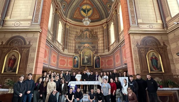 Korizmeni hod - „Pred križem“