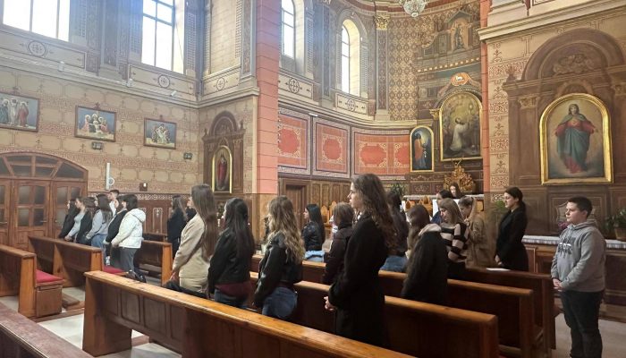 KORIZMENI HOD U KATOLIČKOM ŠKOLSKOM CENTRU „PETAR BARBARIĆ“ TRAVNIK