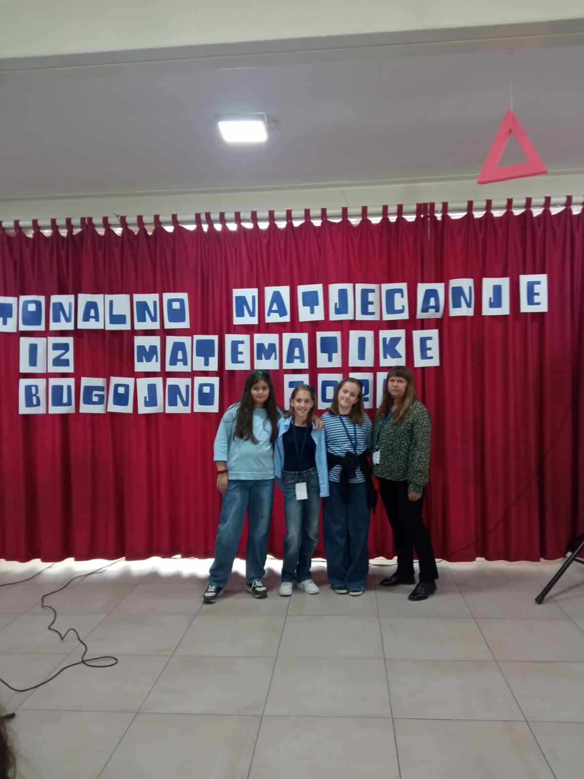 Prvo mjesto za učenice KŠC-a iz matematike