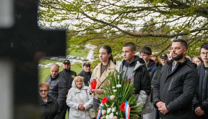 Posjet spomen-obilježju stradalim pripadnicima HVO-a na Galici