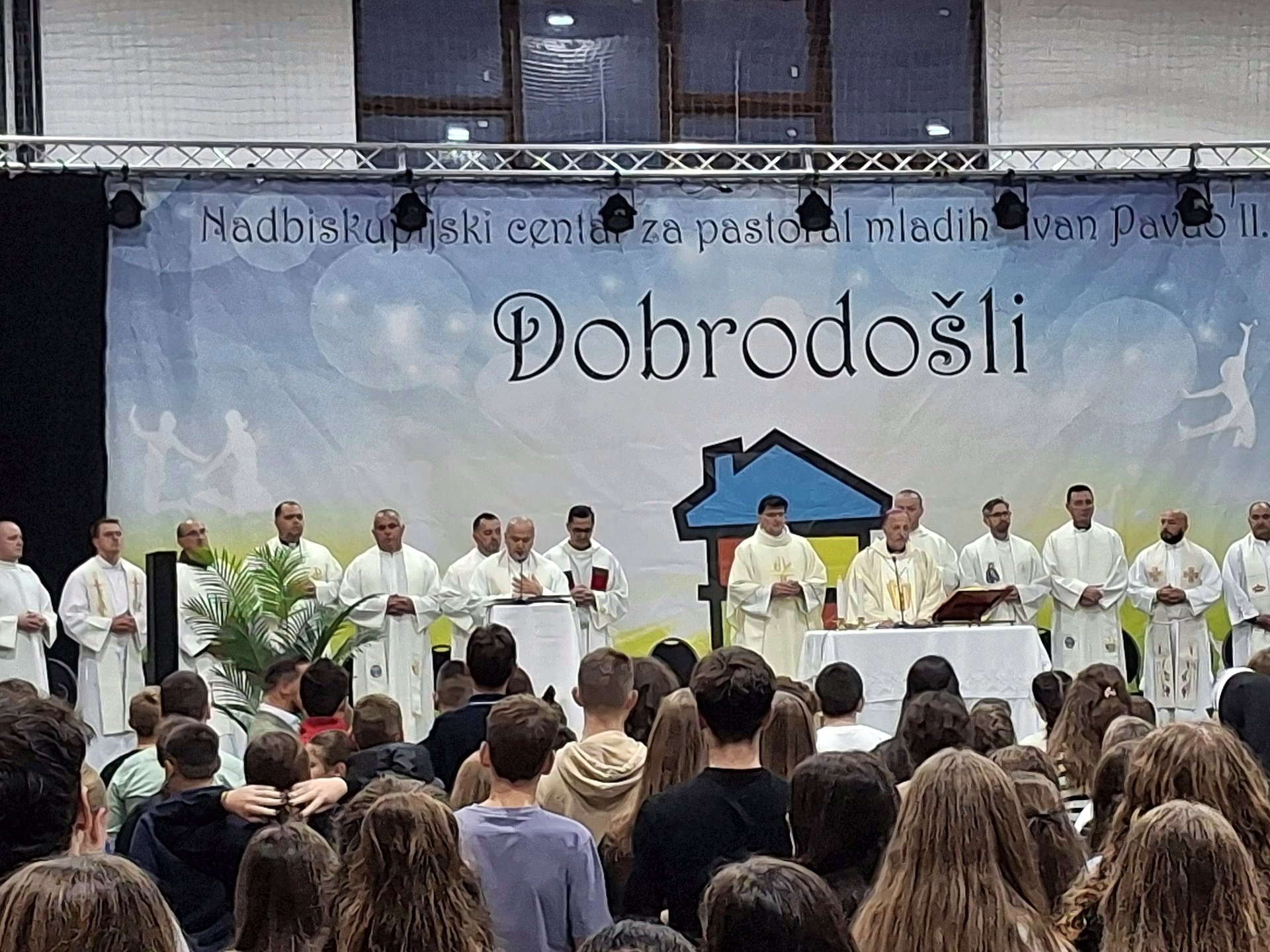 Gimnazijalci KŠC-a „Petar Barbarić“ na proslavi 19. rođendana Centra za mlade Ivan Pavao II.